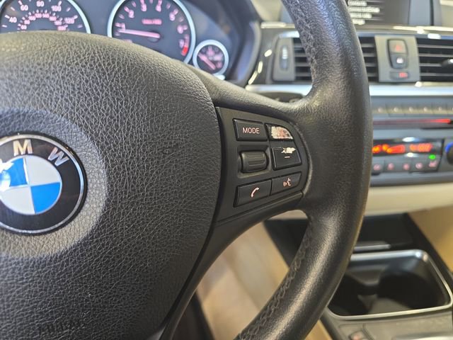 Used 2015 BMW 320i xDrive Sedan AWD/4WD image 20