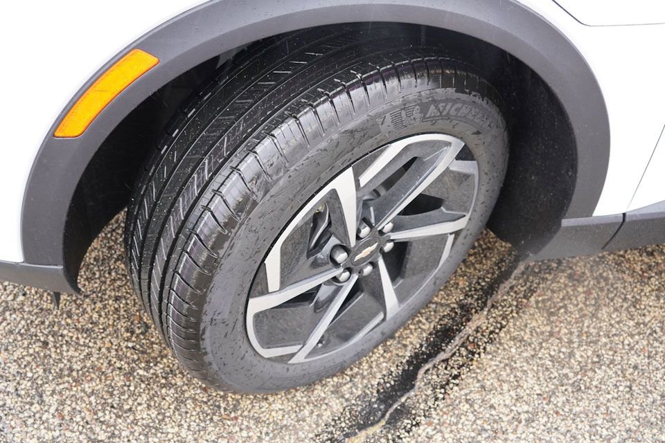 New 2026 Chevrolet Equinox EV LT FWD image 7