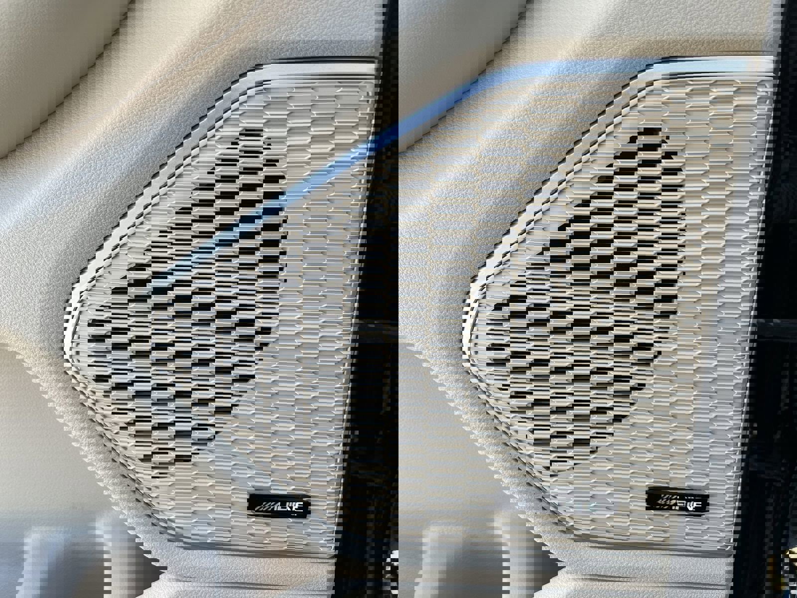 Used 2021 Jeep Grand Cherokee L Limited image 24