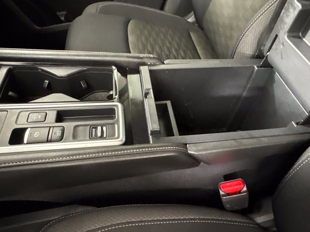 Certified 2026 Nissan Pathfinder SV FWD image 42