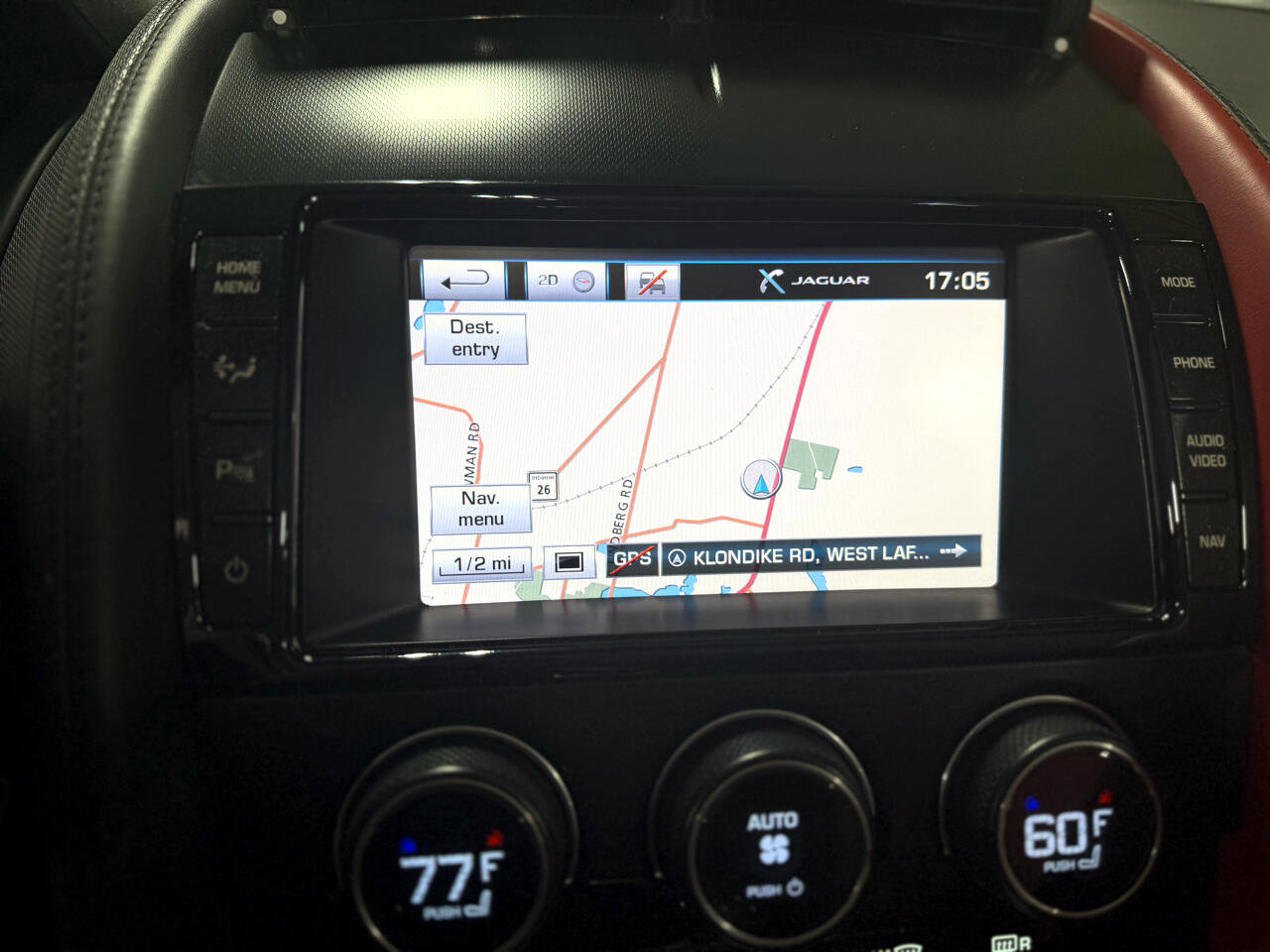 Used 2014 Jaguar F-TYPE S image 17