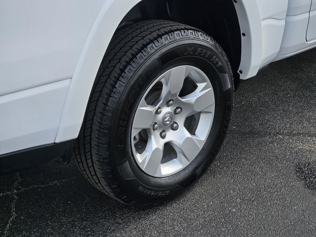 Used 2025 RAM 1500 Big Horn AWD/4WD image 10