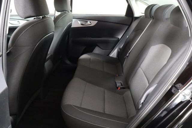 Used 2023 Kia Forte LXS w/ LXS Technology Package FWD image 16