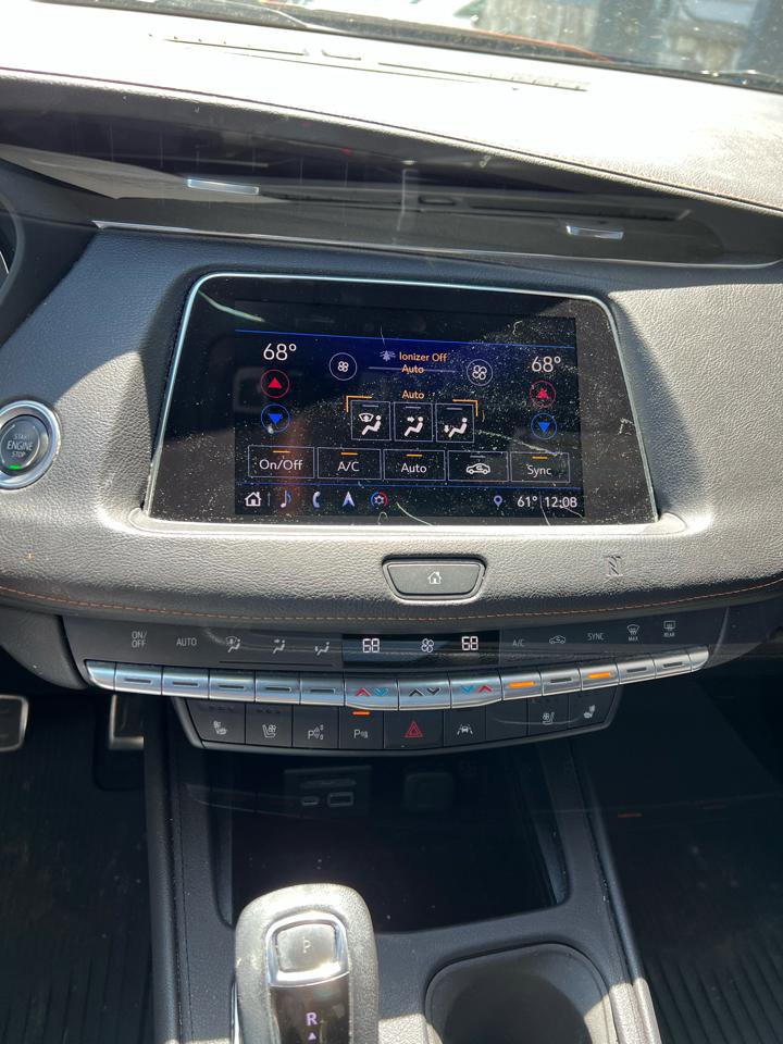 Used 2019 Cadillac XT4 Sport AWD/4WD image 28