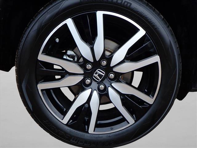 Used 2022 Honda Pilot Touring image 7