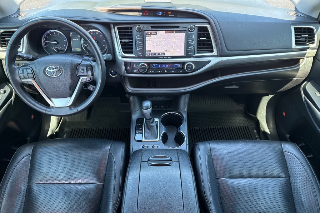 Used 2019 Toyota Highlander Limited AWD/4WD image 5
