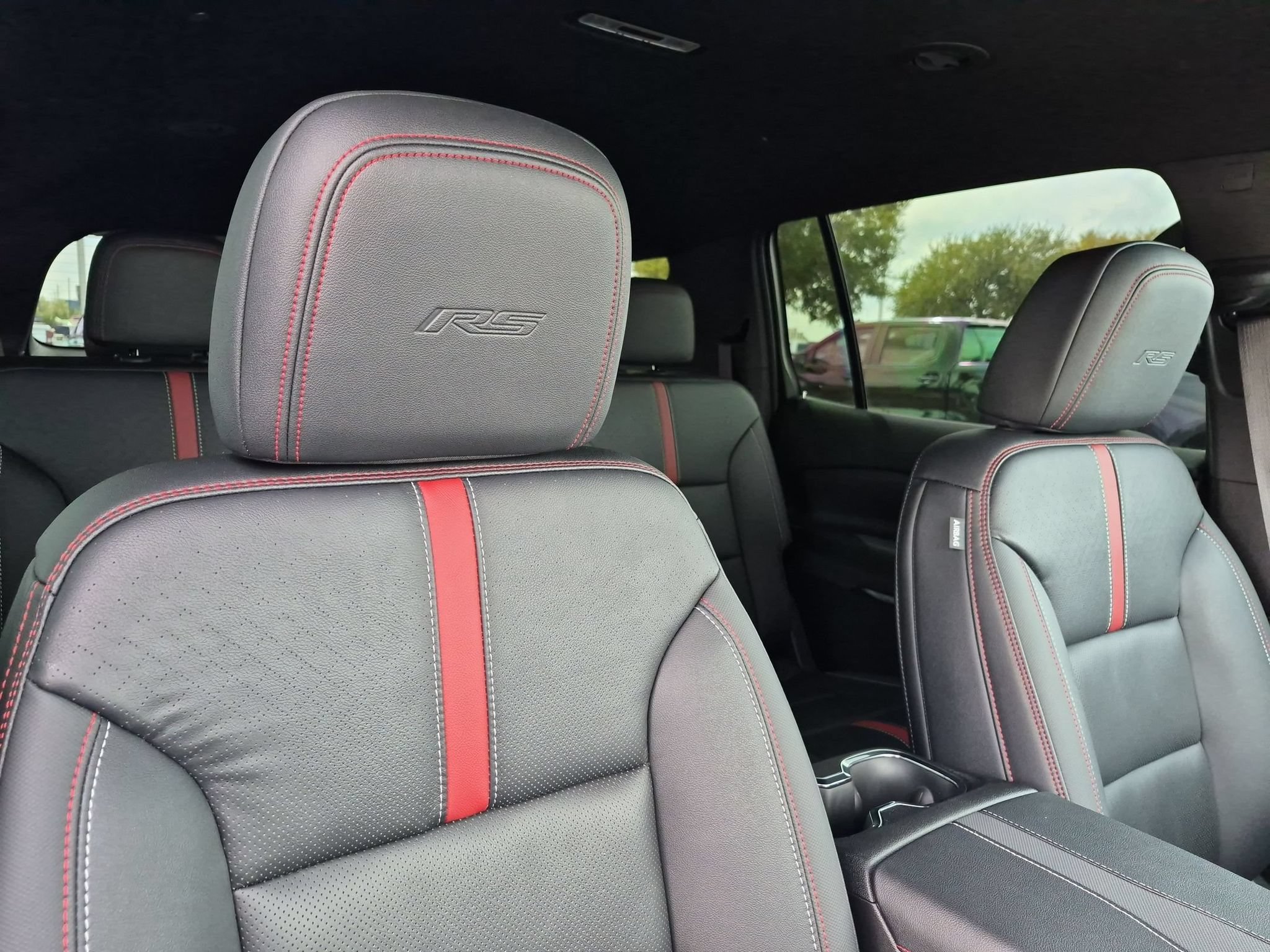 Certified 2026 Chevrolet Traverse RS FWD image 33