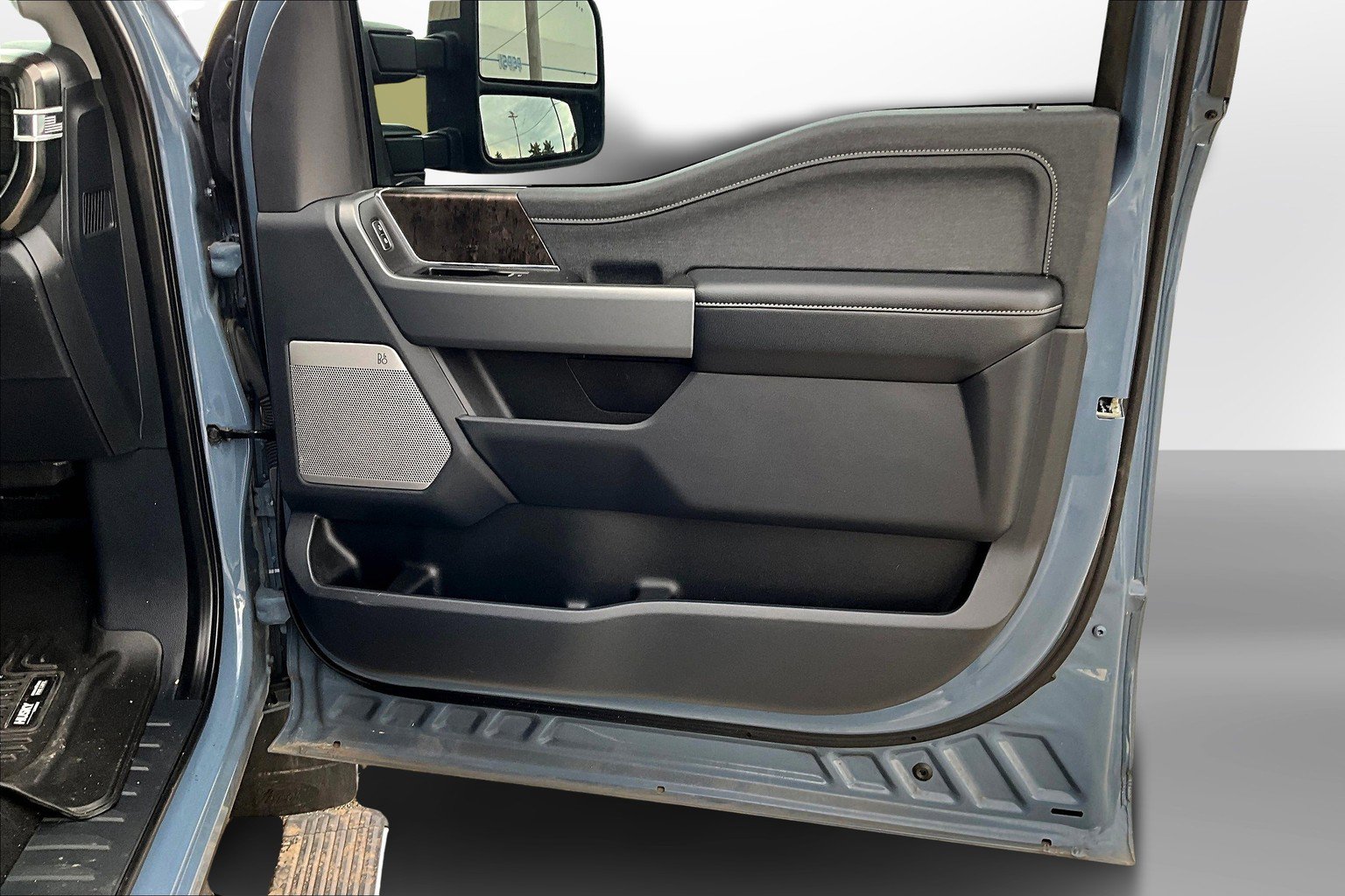 Used 2023 Ford F350 Lariat w/ Lariat Ultimate Package image 26