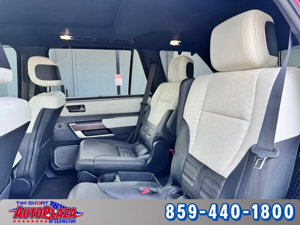 Used 2023 Toyota Sequoia Capstone AWD/4WD image 39