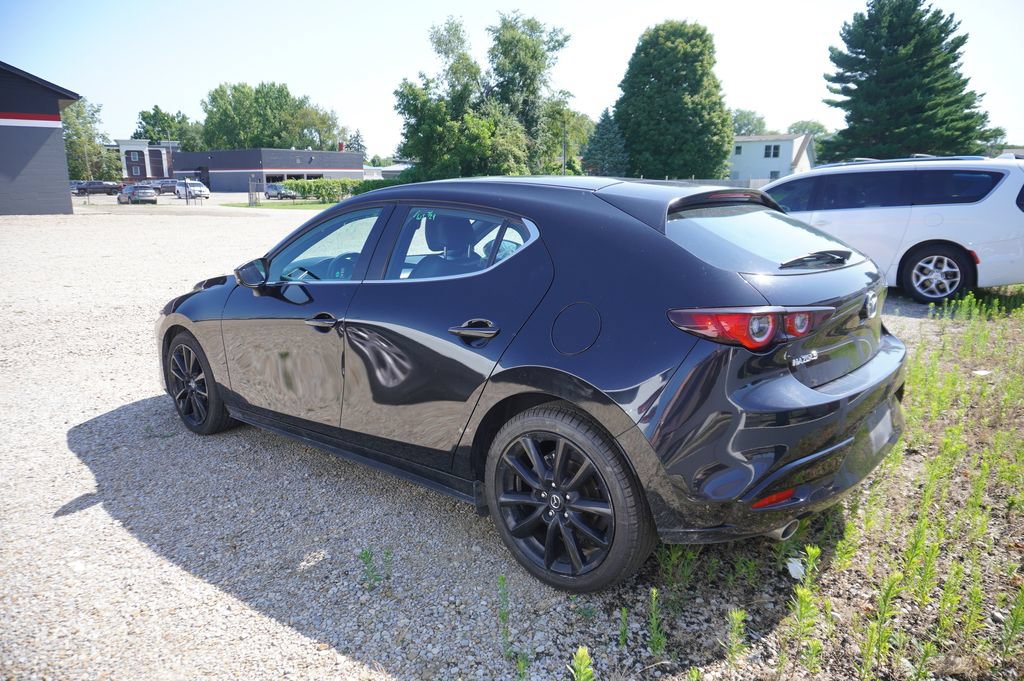 Used 2024 MAZDA MAZDA3 s FWD image 5