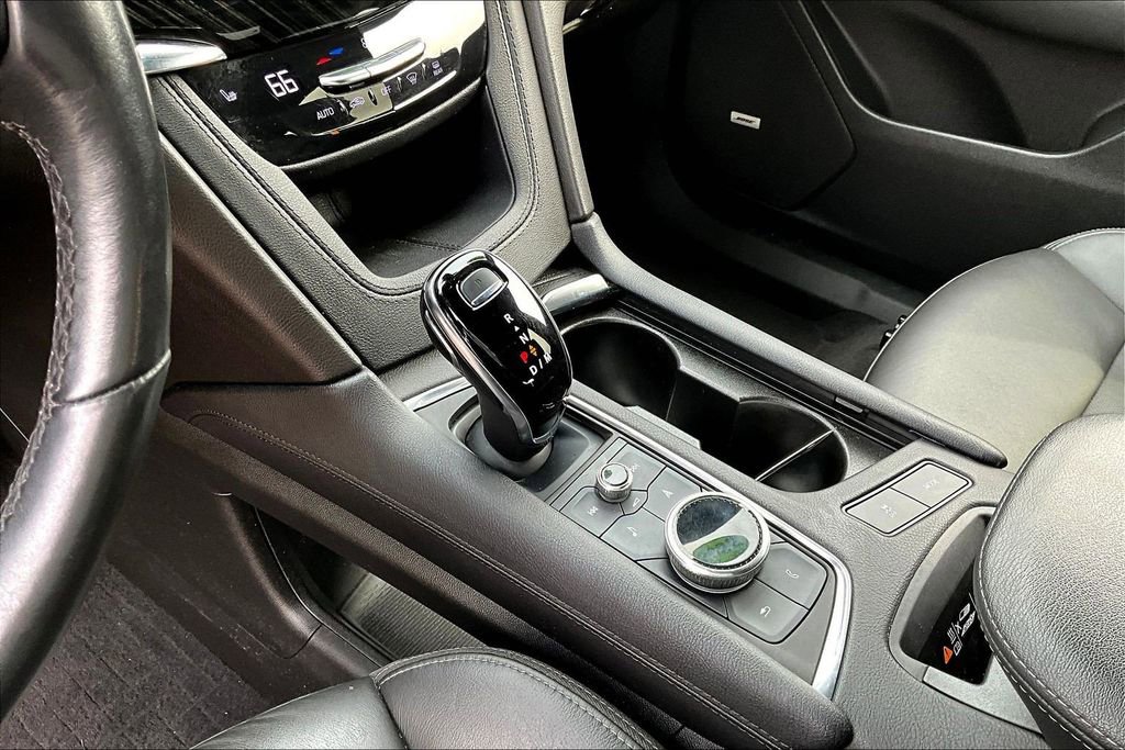 Used 2022 Cadillac XT6 Premium Luxury AWD/4WD image 18