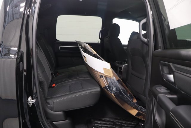 New 2026 RAM 1500 4x4 Crew Cab image 16