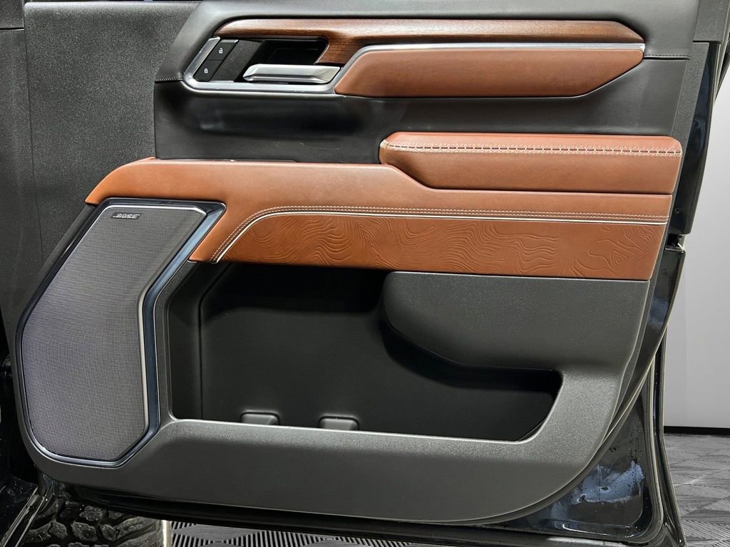 Used 2024 GMC Sierra 3500 Denali Ultimate image 15