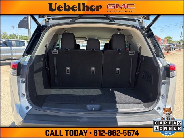 Used 2025 Nissan Pathfinder SV AWD/4WD image 12