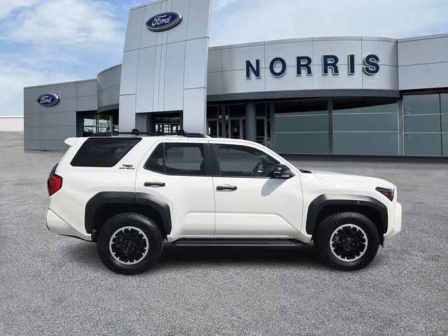 Used 2026 Toyota 4Runner TRD Off-Road Premium AWD/4WD image 5