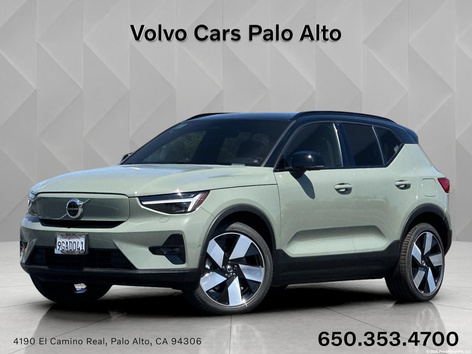 Certified 2023 Volvo XC40 Recharge Ultimate w/ Protection Package Premier AWD/4WD image 1