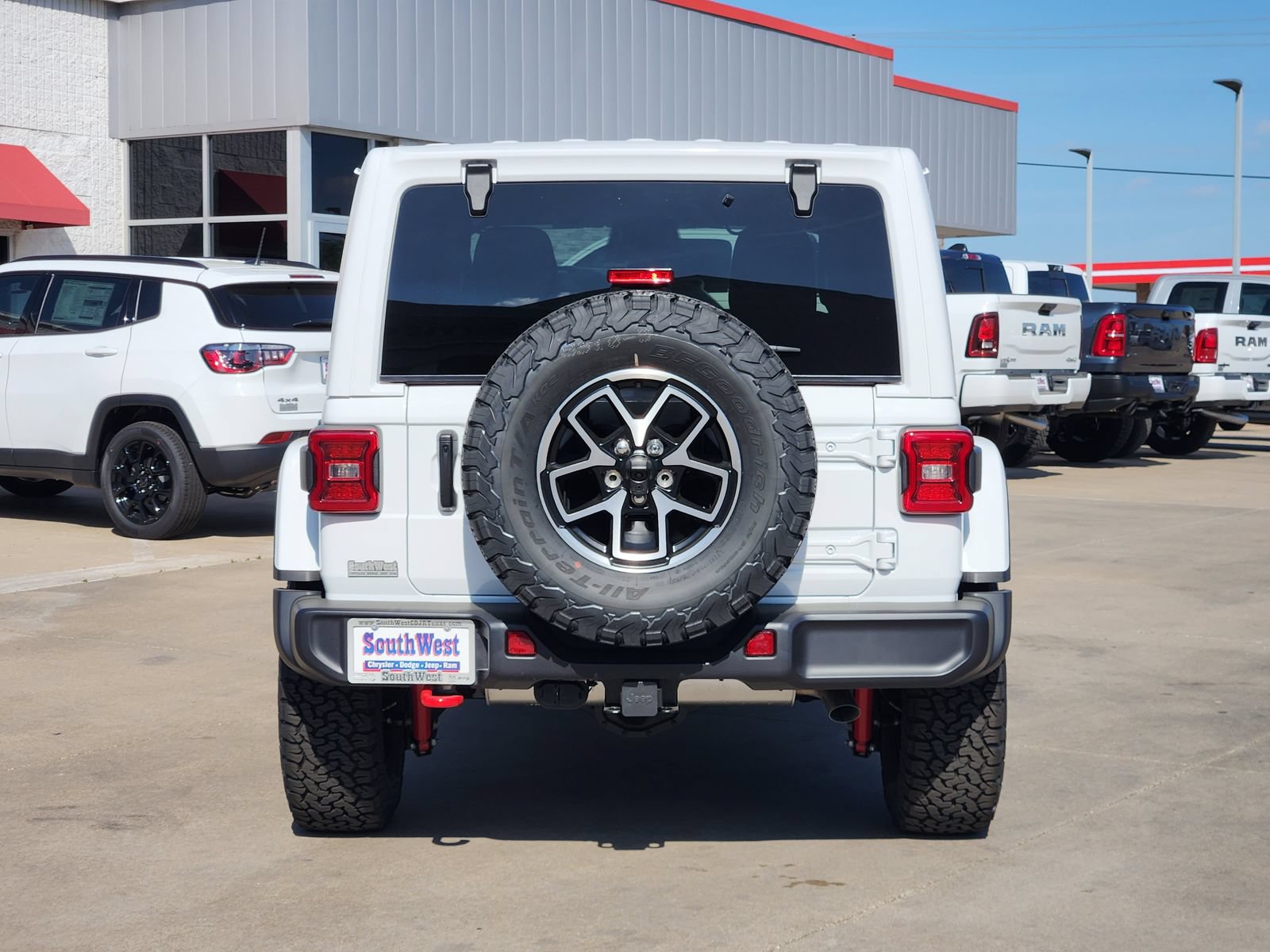 New 2026 Jeep Wrangler Unlimited Rubicon AWD/4WD image 8