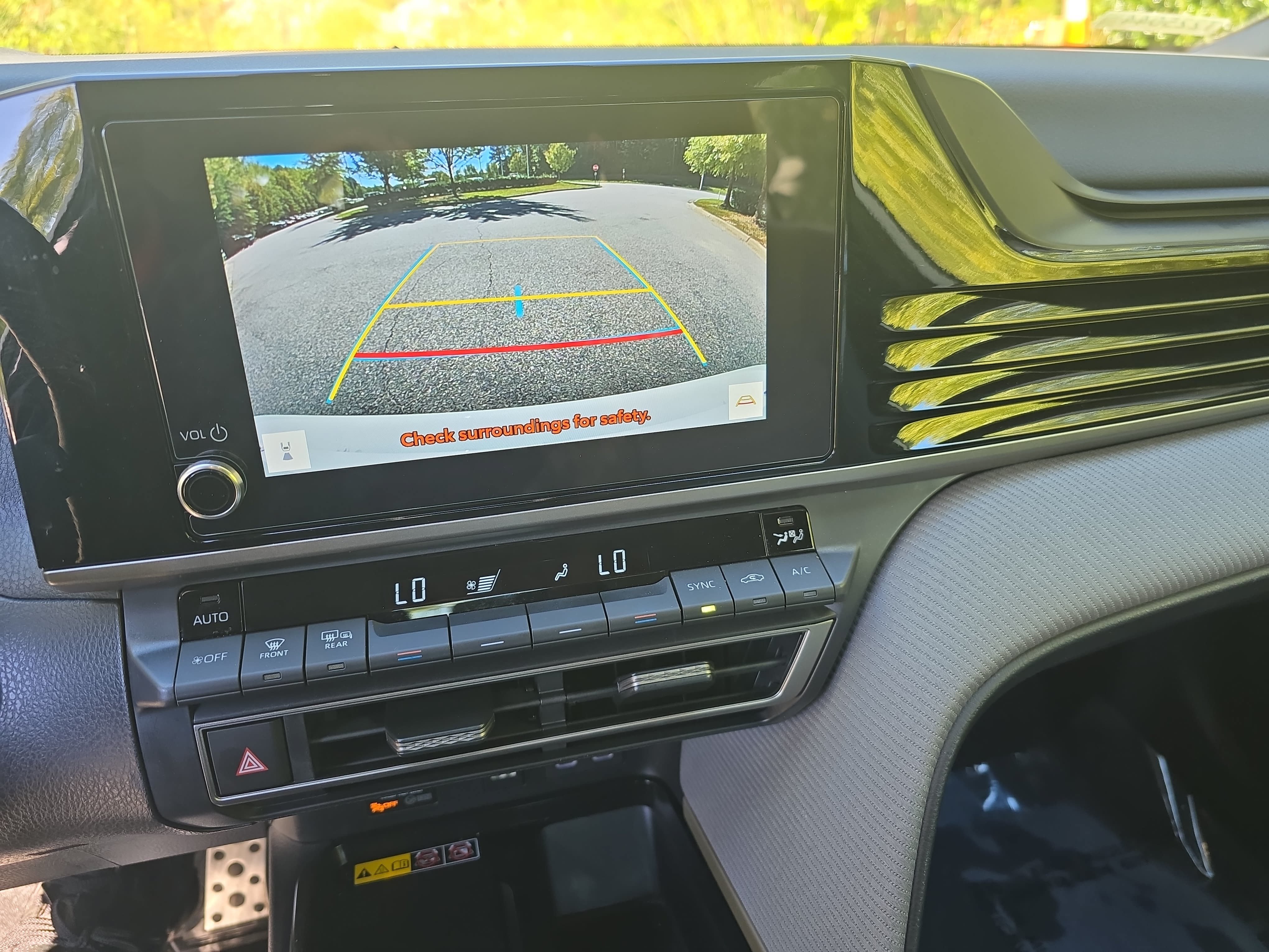 Used 2026 Toyota Camry SE w/ Convenience Package FWD image 21