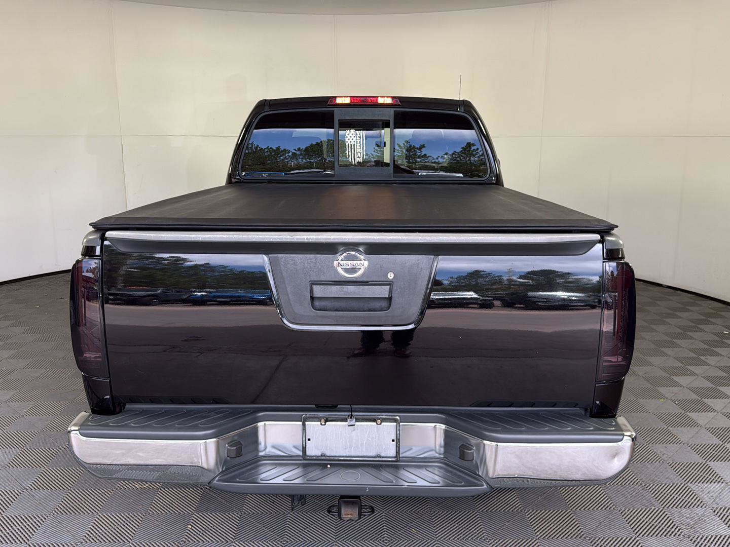 Used 2014 Nissan Frontier SV AWD/4WD image 5