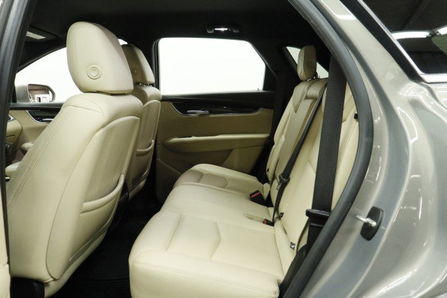 Used 2019 Cadillac XT5 FWD image 28