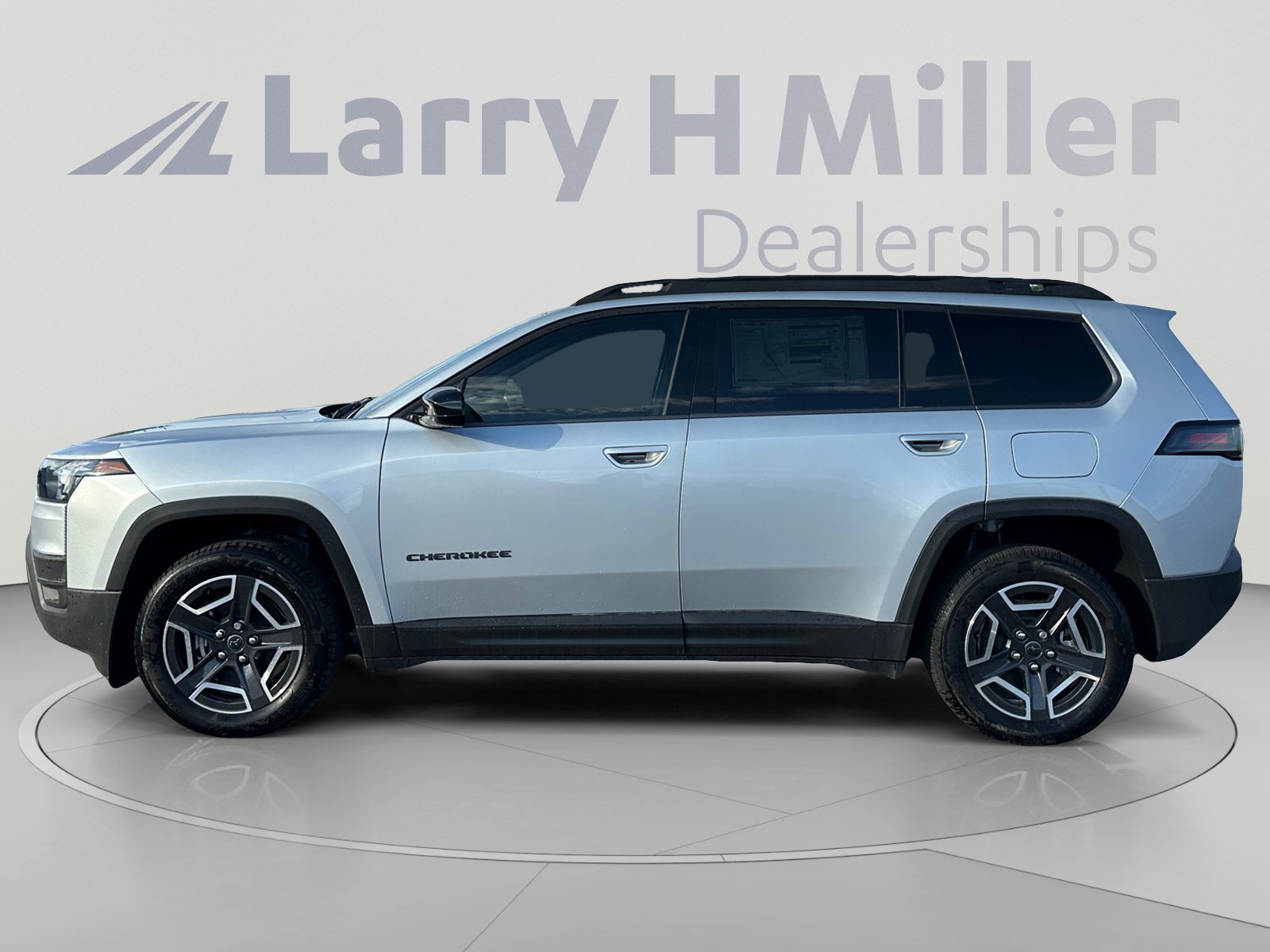 New 2026 Jeep Cherokee Laredo AWD/4WD image 2