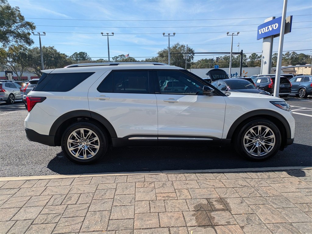 Used 2025 Ford Explorer Platinum image 7