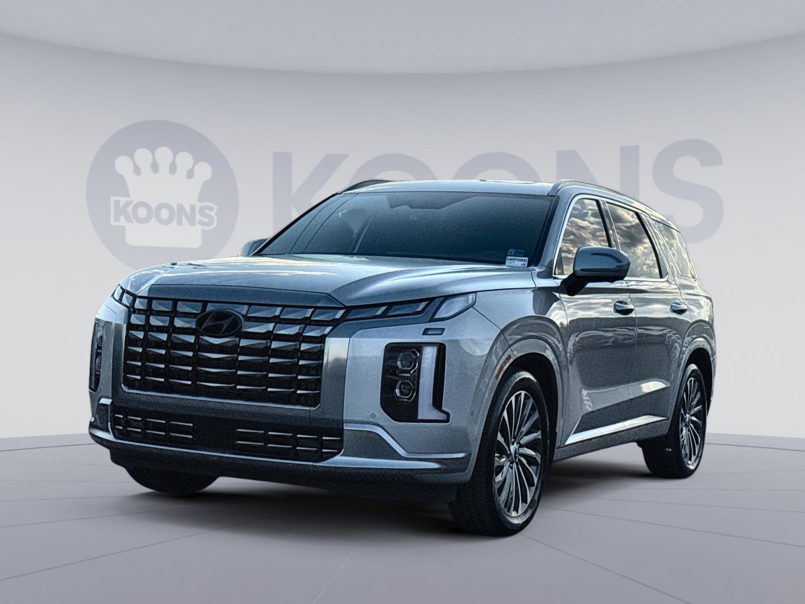 Used 2025 Hyundai Palisade Calligraphy FWD image 1