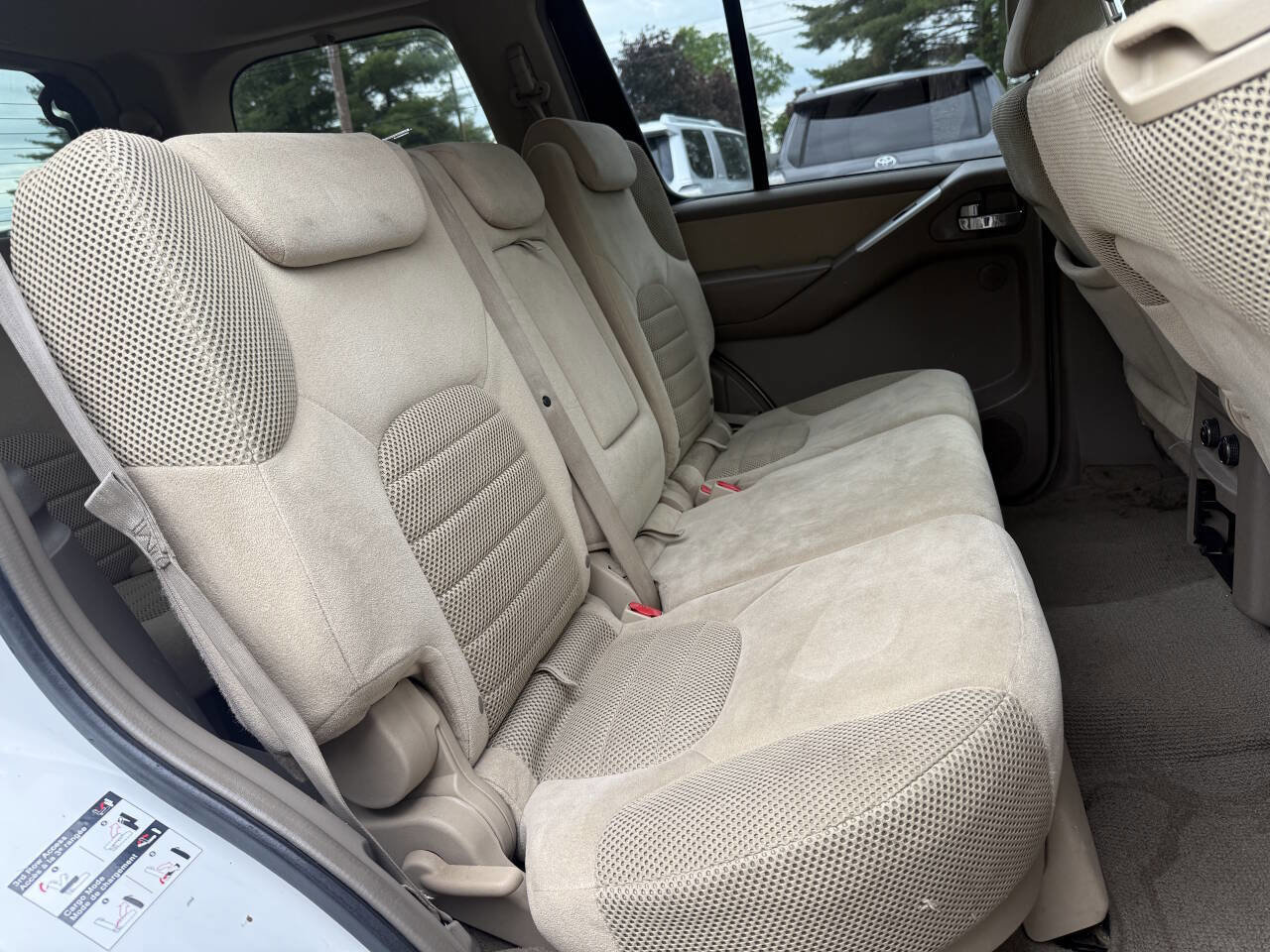 Used 2010 Nissan Pathfinder SE w/ SE Premium Journey Pkg AWD/4WD image 10