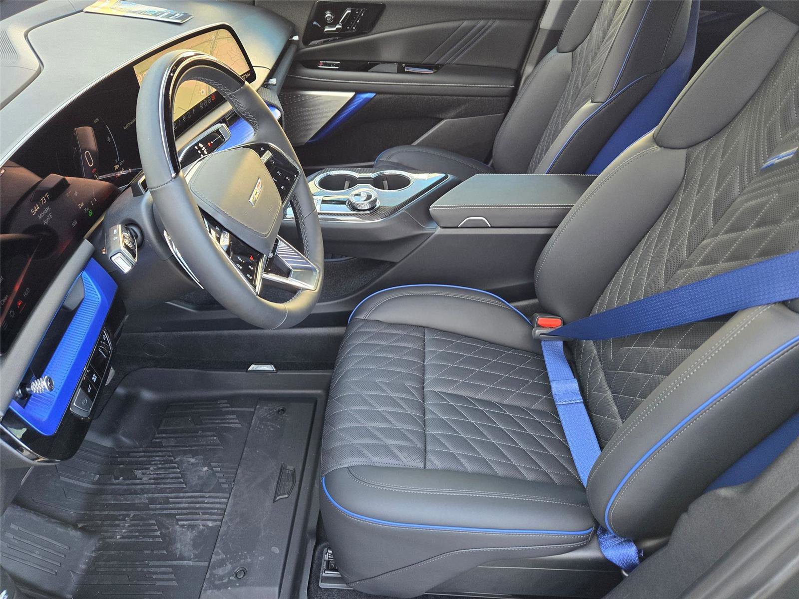 New 2026 Cadillac Optiq V w/ Magnus Launch Edition AWD/4WD image 11