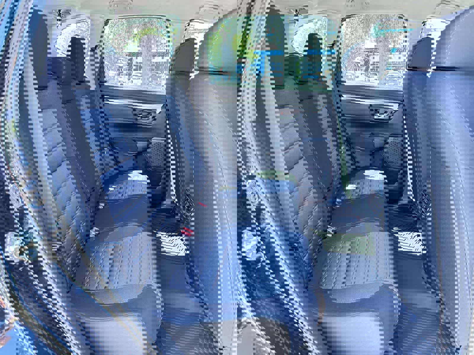 Used 2018 Honda CR-V LX image 24