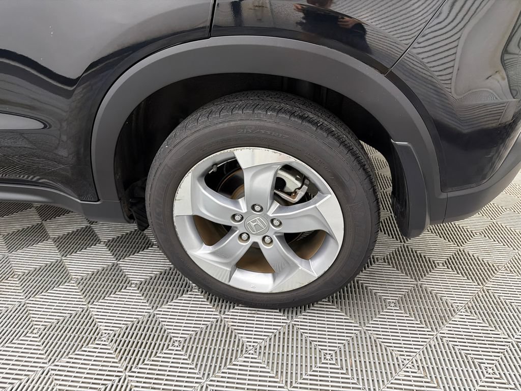 Used 2021 Honda HR-V LX image 19