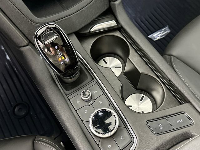 Used 2024 Cadillac XT6 Sport w/ Technology Package AWD/4WD image 16