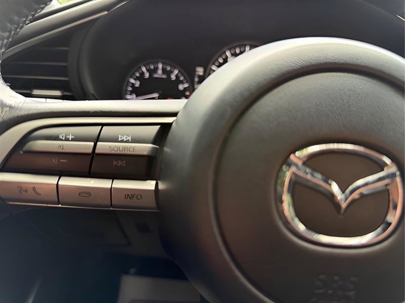 Used 2022 MAZDA MAZDA3 s FWD image 36