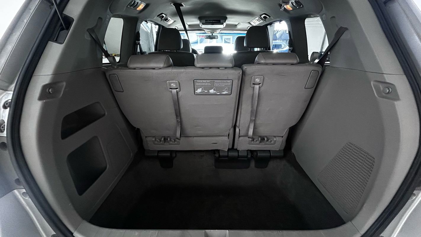 Used 2011 Honda Odyssey EX-L image 17