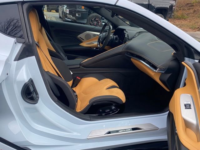 Used 2024 Chevrolet Corvette Z06 image 33