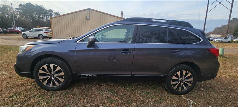 Used 2016 Subaru Outback 3.6R Limited image 4