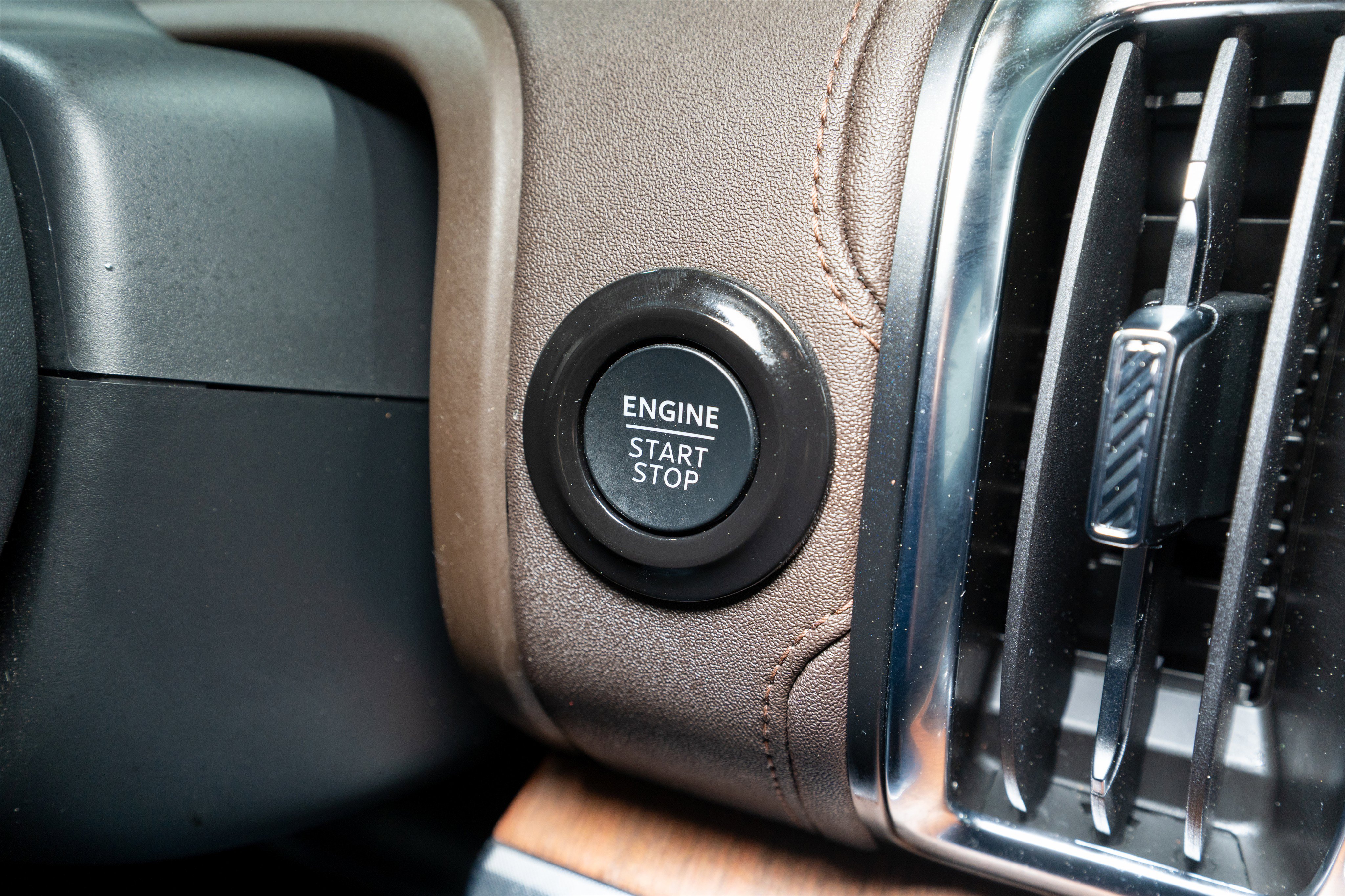 Used 2025 Ford Expedition Max King Ranch image 30