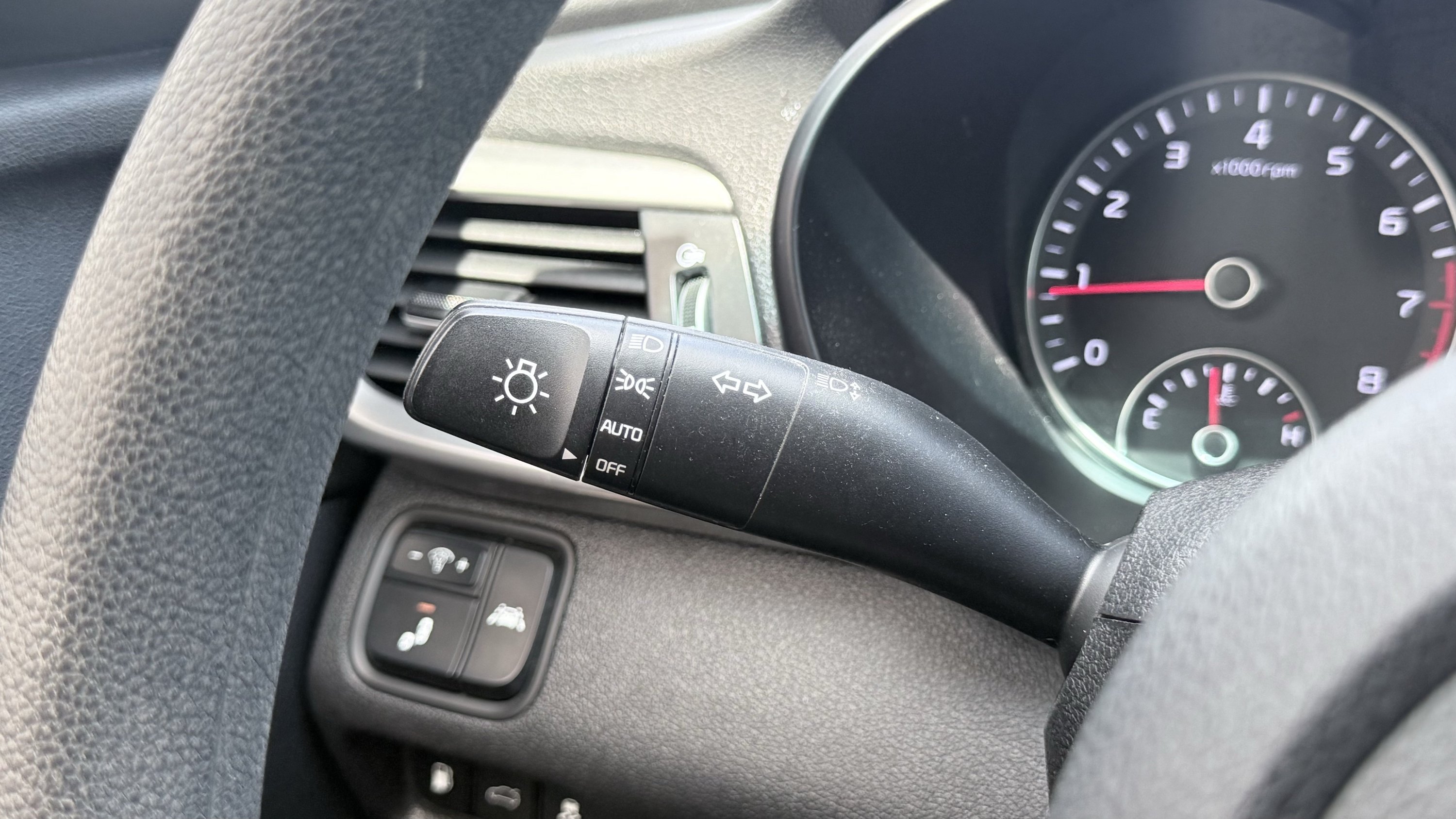 Used 2020 Kia Optima LX FWD image 53