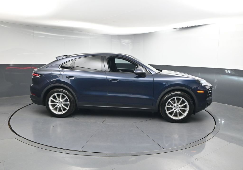 Certified 2024 Porsche Cayenne Coupe image 27