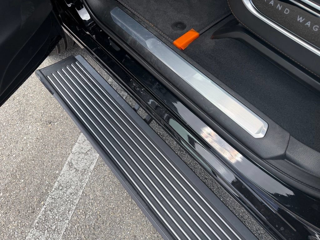 New 2026 Jeep Grand Wagoneer Summit AWD/4WD image 24