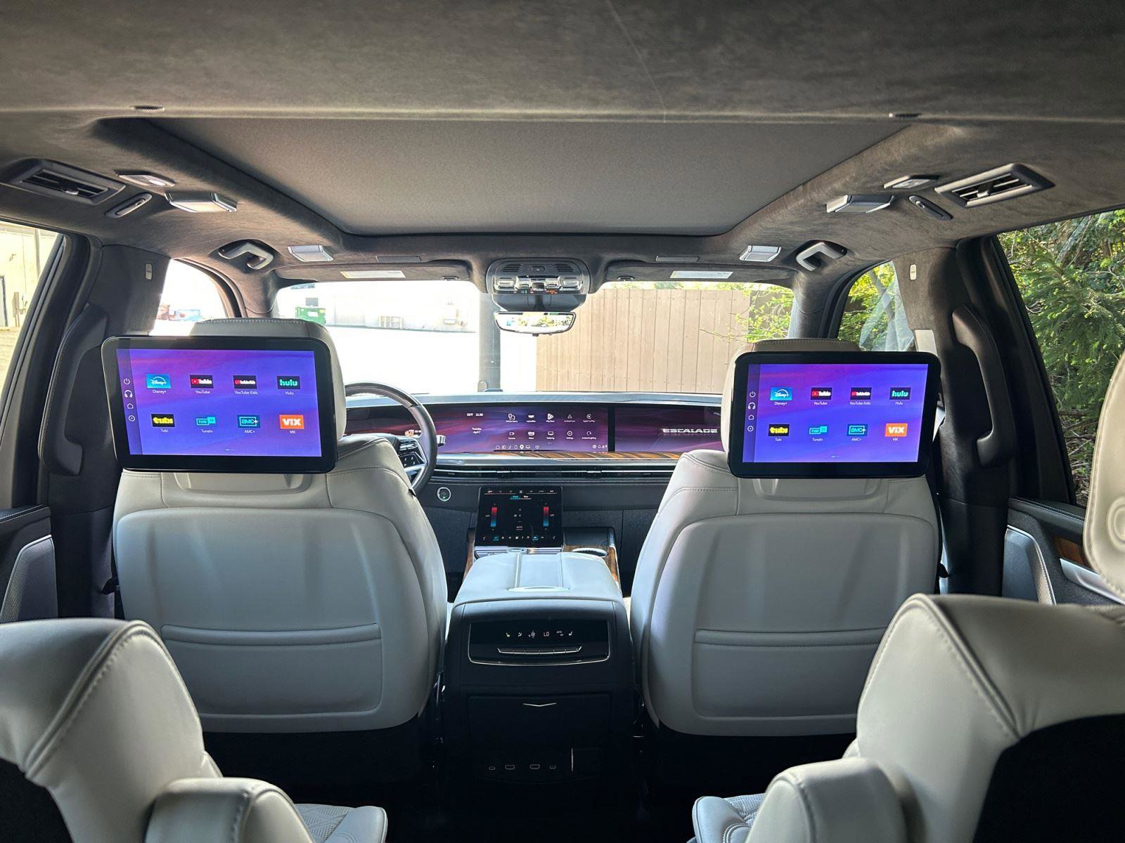 Certified 2025 Cadillac Escalade Sport Platinum w/ LPO, ONYX Package image 21