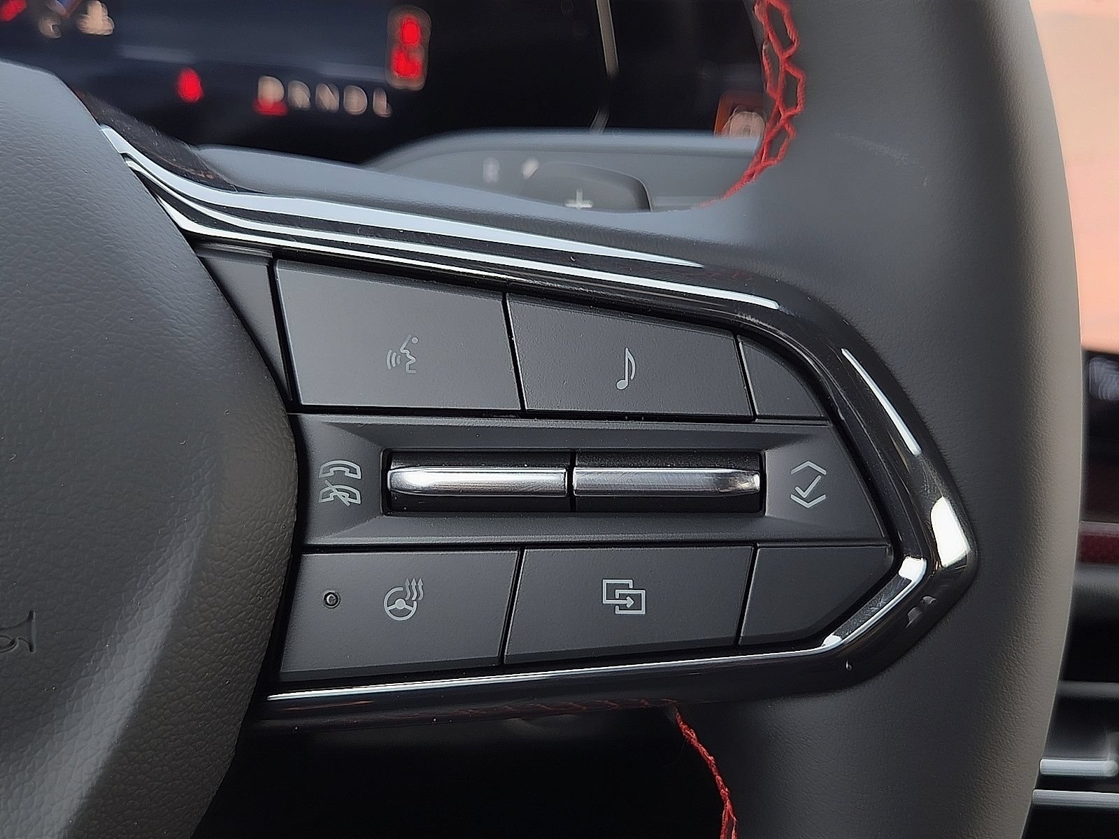 New 2027 Chevrolet Traverse RS FWD image 21