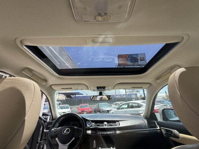 Used 2014 Lexus CT 200h FWD image 13