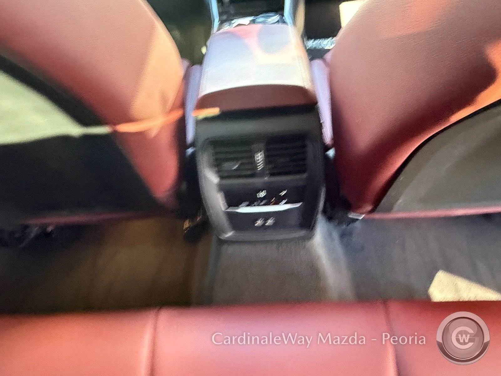 Used 2024 BMW 330i Sedan w/ Convenience Package image 17