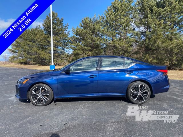 Used 2024 Nissan Altima 2.5 SR image 3