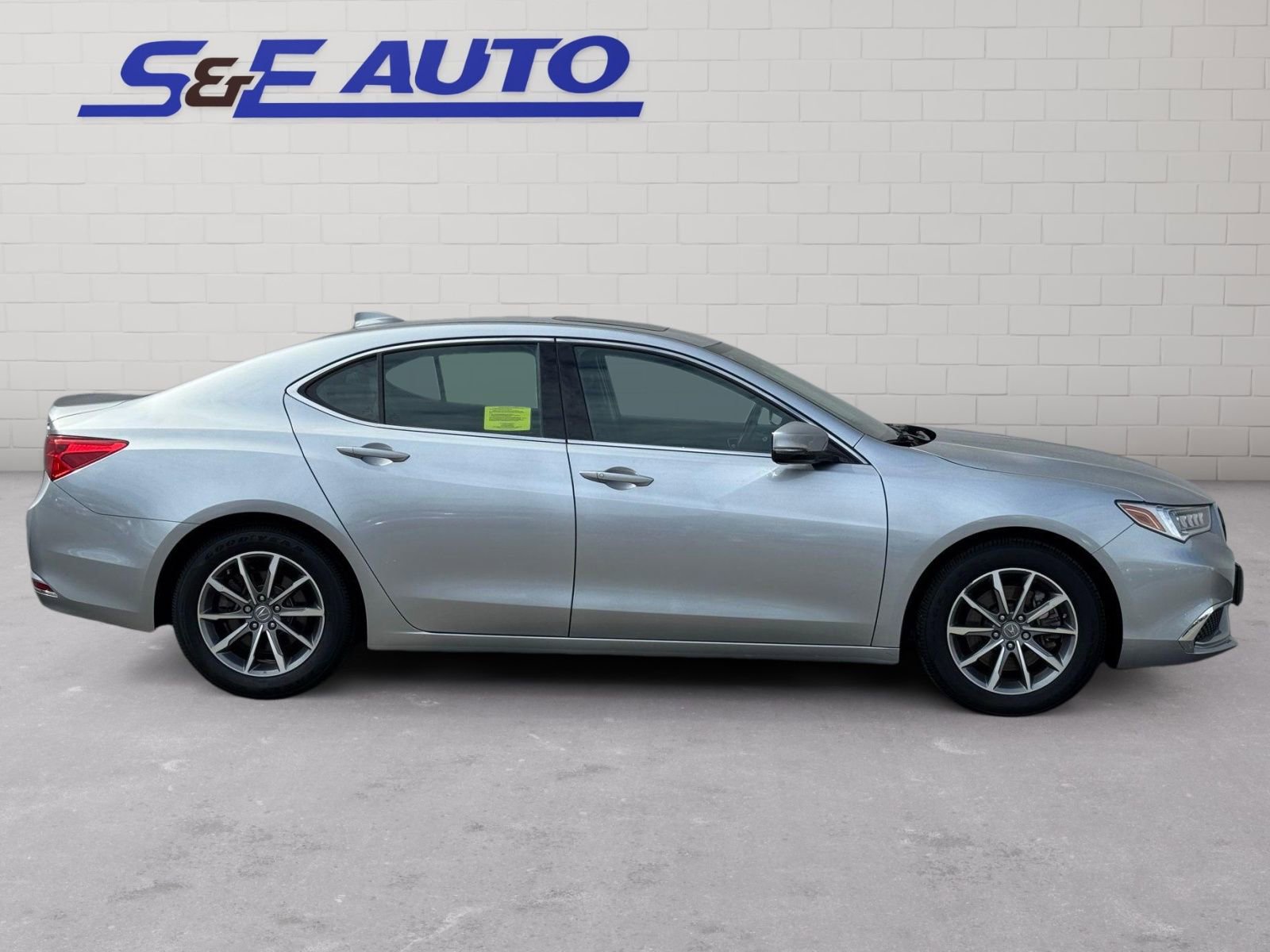 Used 2020 Acura TLX image 7