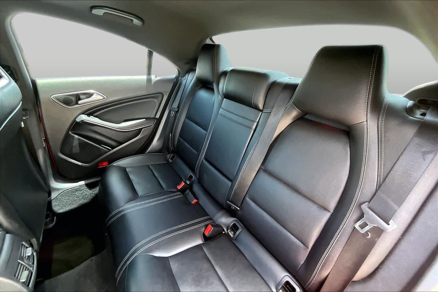 Used 2019 Mercedes-Benz CLA 250 image 21