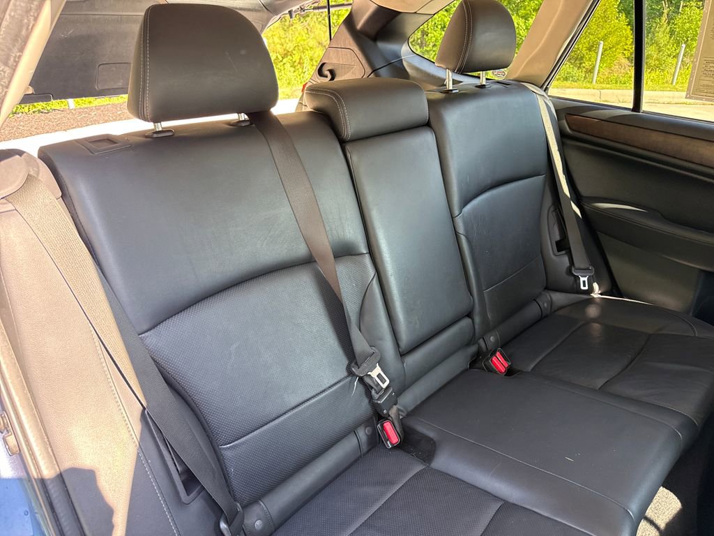 Used 2015 Subaru Outback 2.5i Limited AWD/4WD image 32