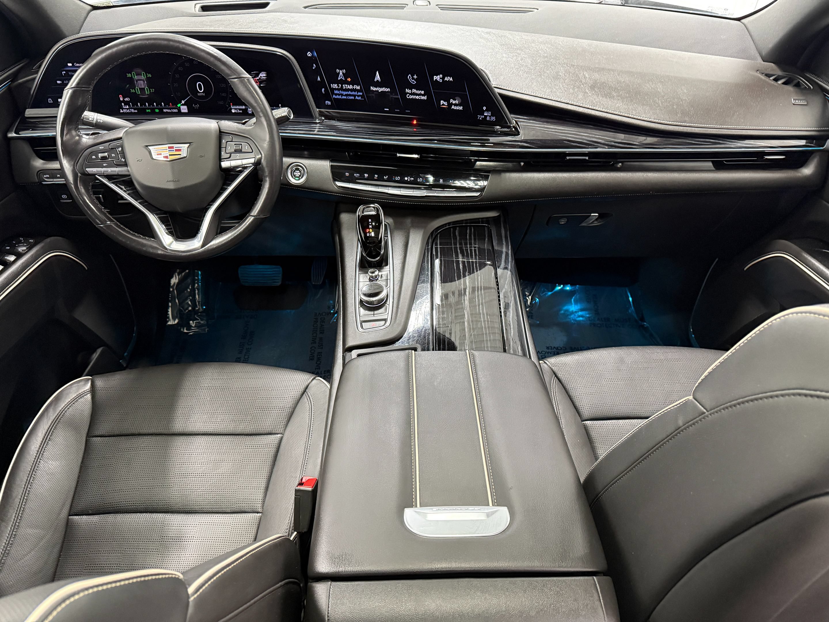 Used 2021 Cadillac Escalade Sport w/ Driver Assist Tech Package AWD/4WD image 17