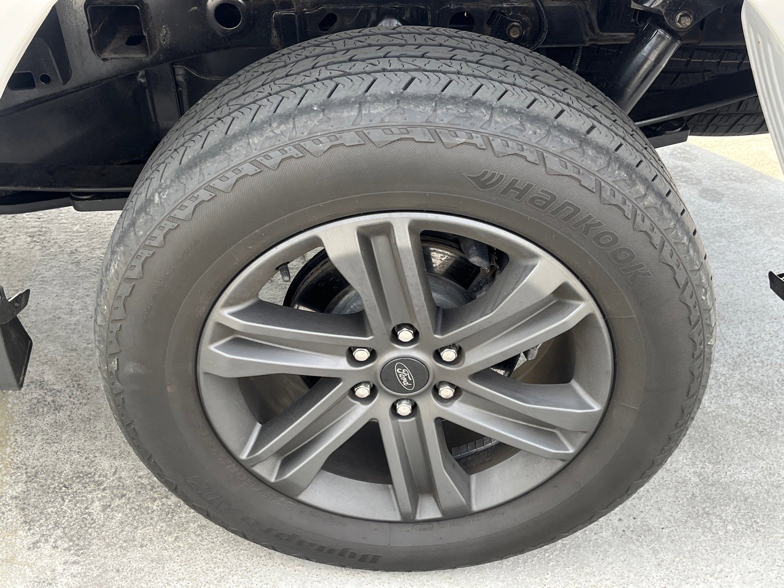 Certified 2023 Ford F150 Lariat w/ Equipment Group 502A High image 21